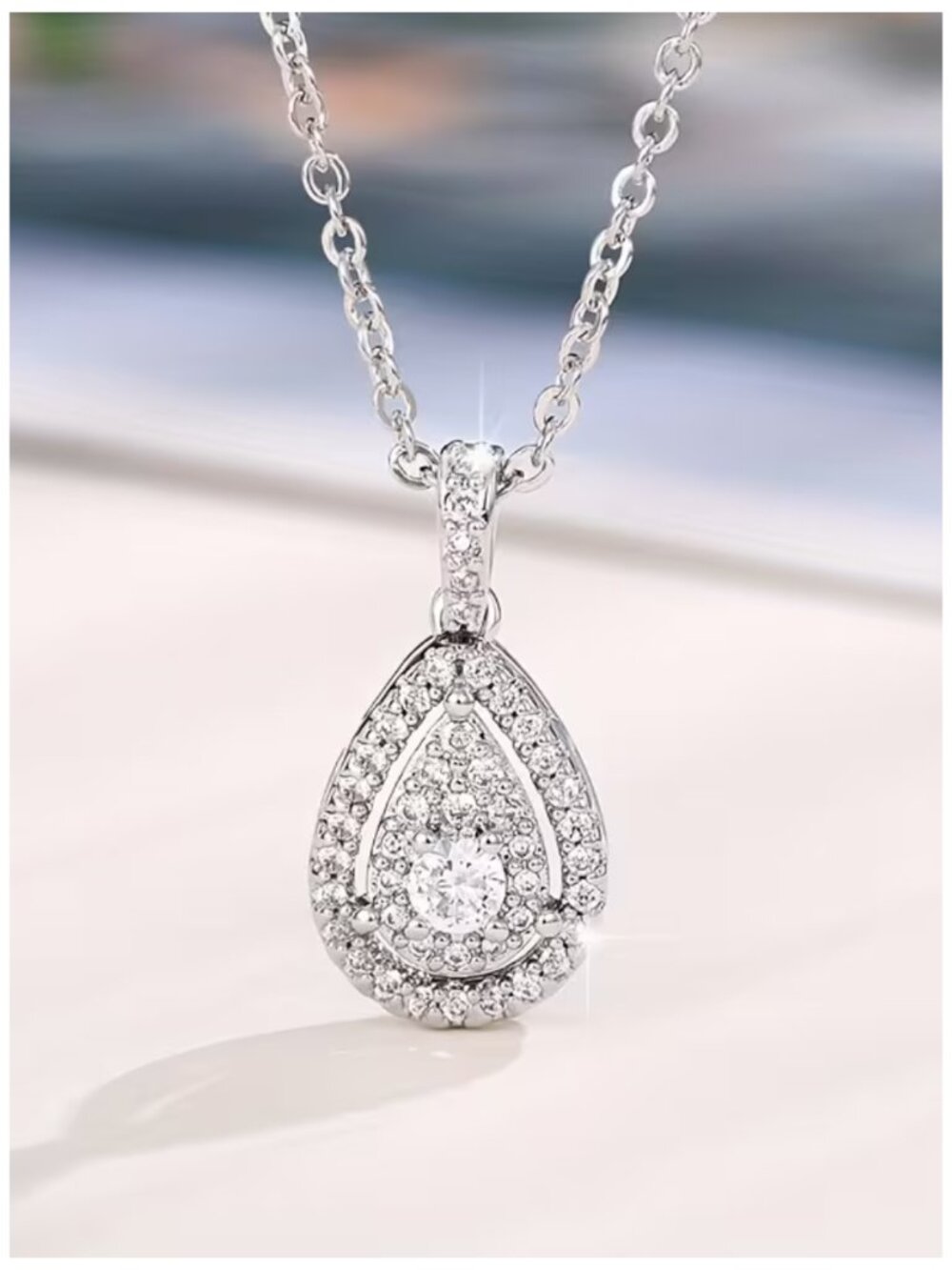Cubic Zirconia Inlaid Waterdrop-Shaped Pendant Stylish & Refined Necklace